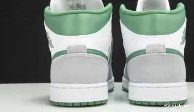 1 SE Jordan Grey Green Mid Air 0629